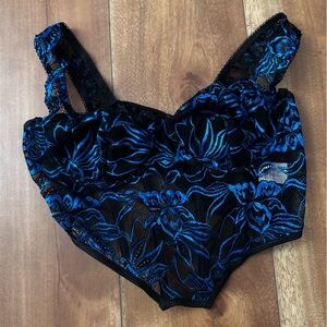 Elegant Black and Blue Lace Corset Crop Top